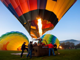 Create memories in a Hot Balloon Safari Flight
